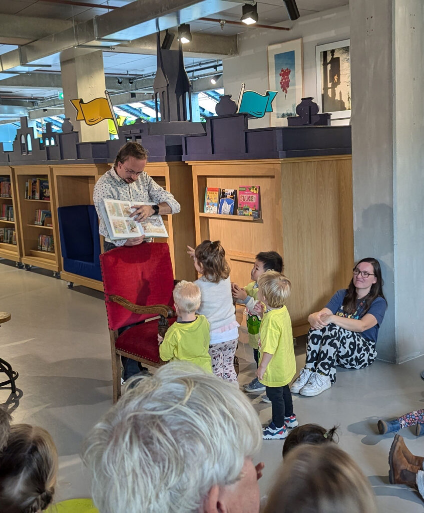 Inclusief voorlees moment in de bibliotheek